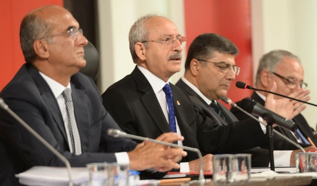 CHP'de flaş 'Kurultay' ve 'Fikri Sağlar' kararı
