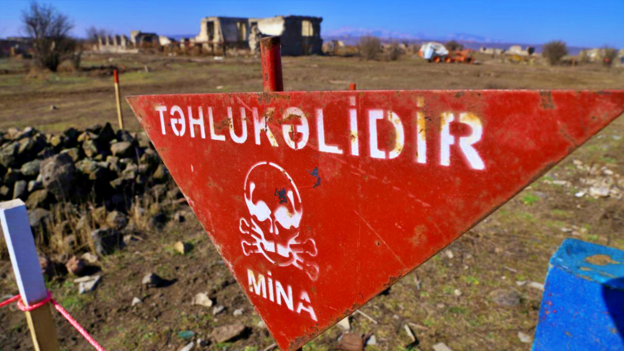 Azeri bir sivil, Ermenilerin döşediği mayına basarak hayatını kaybetti