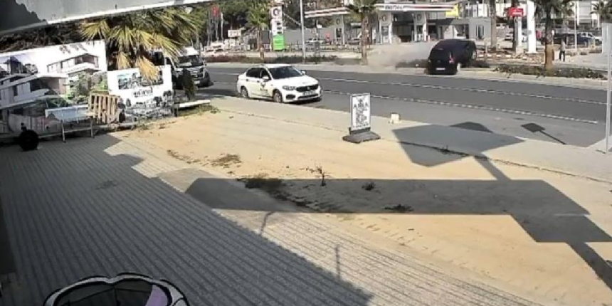 Aydın'da otomobil yayaya çarptı, kaza anı kameraya yansıdı