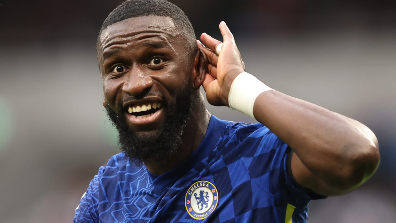 Bayern Münih milli stoper Antoino Rüdiger için gözünü kararttı... Chelsea ne veriyorsa iki katını verecek!