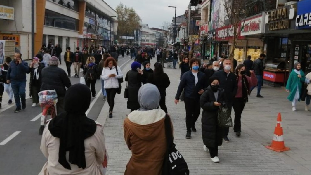 Düzce'deki depremde son durumu Bakan Koca duyurdu