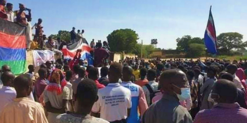 Halk, Sudan'da 25 Ekim'de gerçekleşen darbeye hala direniyor:  5 ölü!