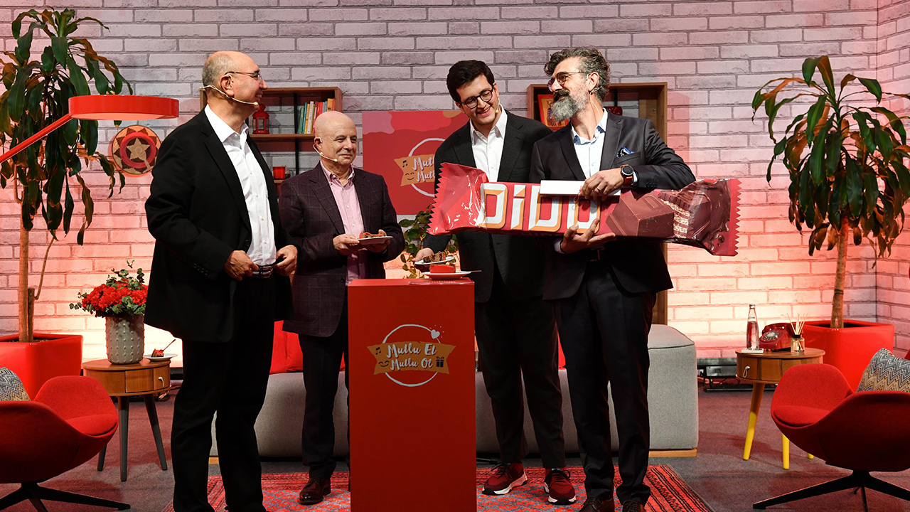 Mutluluğa 52 milyon adım
