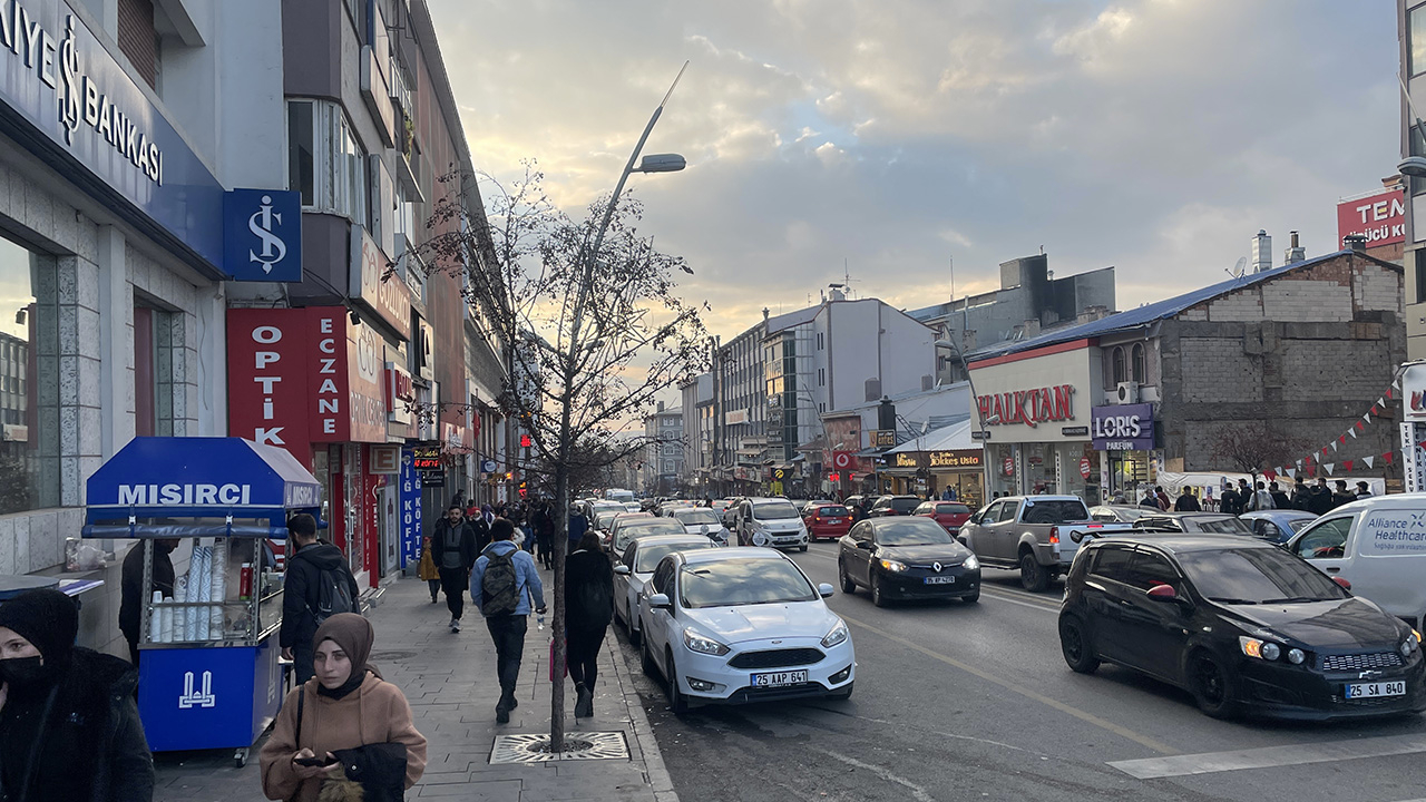 Erzurum'daki 5.1 büyüklüğündeki deprem sonrası uyarılar geldi: Daha büyük depremler olabilir
