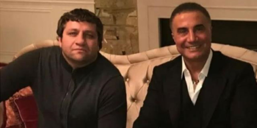 Kırmızı bültenle aranan Azerbaycanlı suç örgütü lideri İzmir'de yakalandı