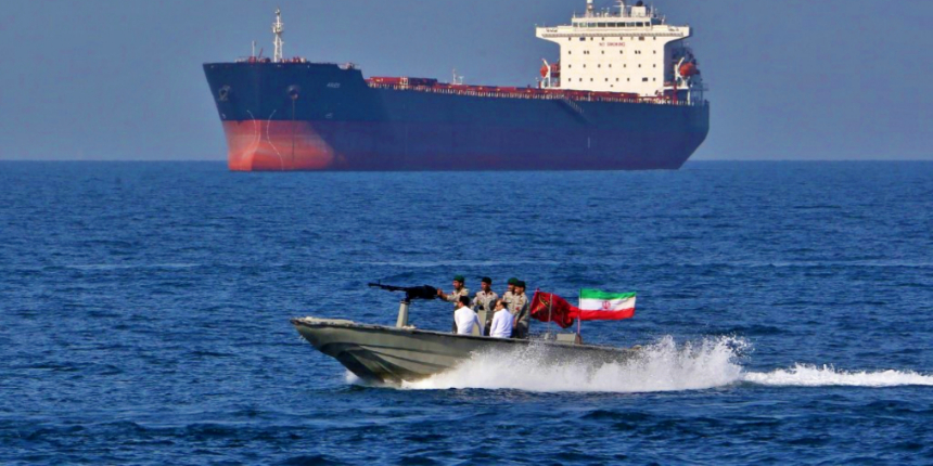 Tanker savaşları devam ediyor: İran'dan yeni hamle!