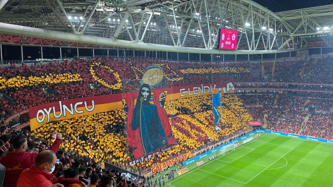 Derbide Squid Game koreografisi... Fenerbahçe'den galibiyet sonrası cevap