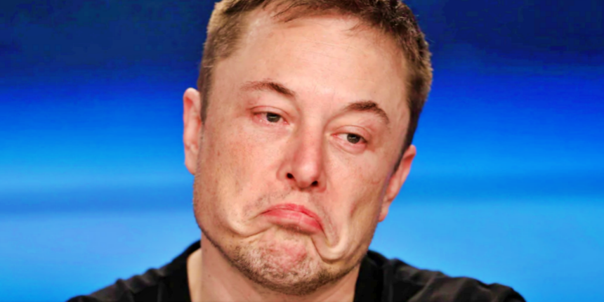 Tesla'nın uygulaması bozuldu: İnsanlar araçlarına binemedi!