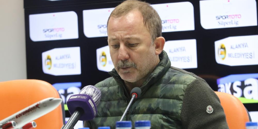 Beşiktaş Teknik Direktörü Sergen Yalçın: Bu kadar çaresiz kaldığımı hatırlamıyorum!