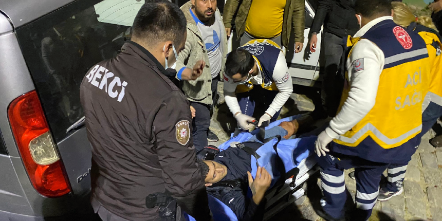 Sokak ortasında tanımadığı kişi tarafından vuruldu