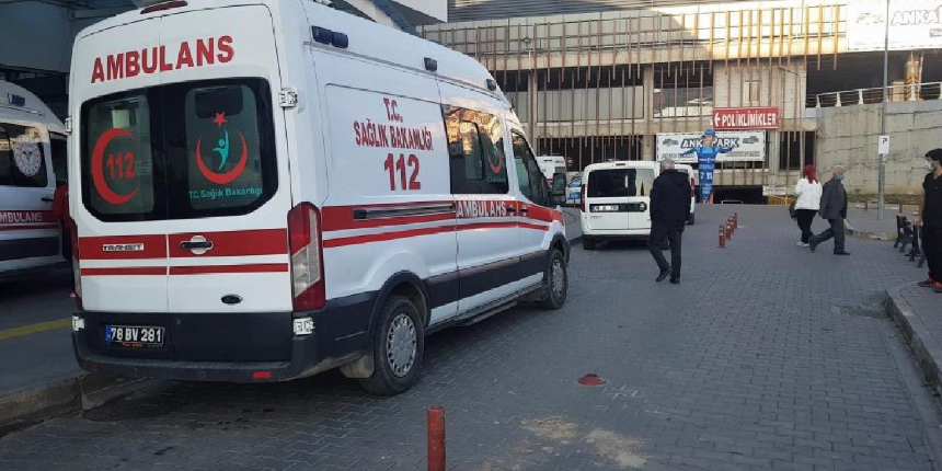 Temizlediği silah ateş alan polis memuru yaralandı!