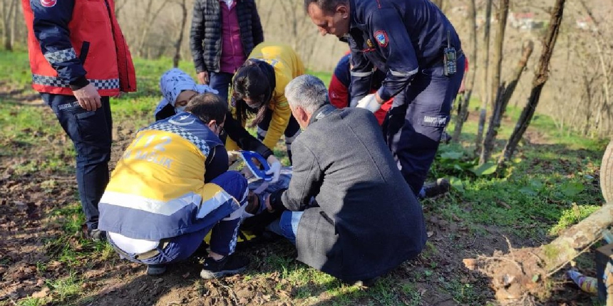 Dakikalarca kurtarılmayı bekliyordu, görme engelli babası imdadına yetişti