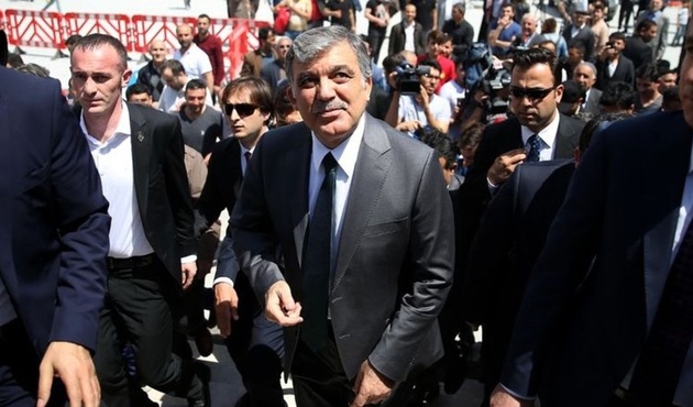 Abdullah Gül sessizliğini bozdu: Deniz Baykal'a sert yanıt!