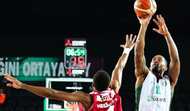 Cim Bom potada Daçka'ya yenildi, Ergin Ataman hakemlere çıldırdı...