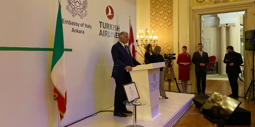 THY Genel Müdürü'ne 'İtalya'nın Yıldız Nişanı Şövalyesi' takdim edildi