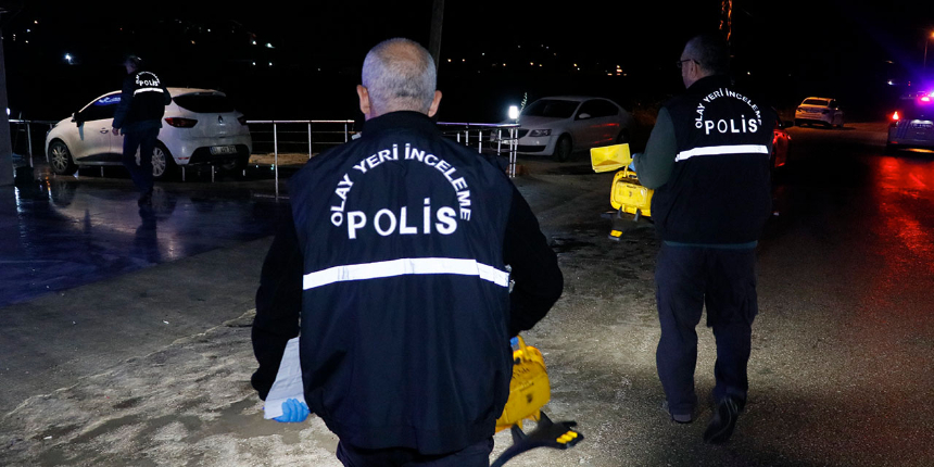 Tartıştığı kişiyi kurşun yağmuruna tuttu, kaçarken boş kovaları topladı!