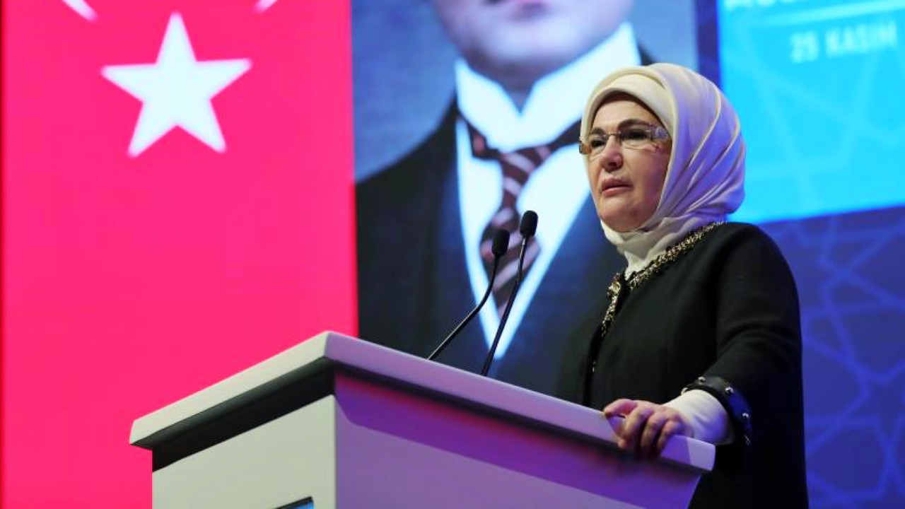 Emine Erdoğan: Kadına yönelik şiddetin kökünü kurutmak, hepimizin el birliğiyle yürüteceği çalışmalara bağlıdır!