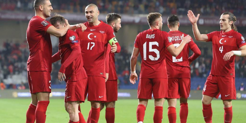 A Milli Takım'ın 2022 FIFA Dünya Kupası play-off turundaki rakibi Portekiz oldu...