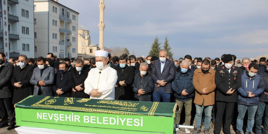 Baykar'ın trafik kazasında hayatını kaybeden genç mühendisi son yolculuğuna uğurlandı