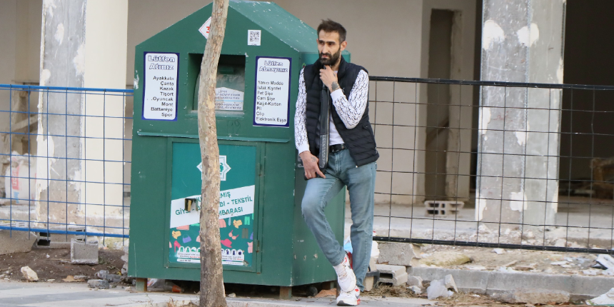 Husumetlisini vuran kişi pompalıyı boğazına dayadı
