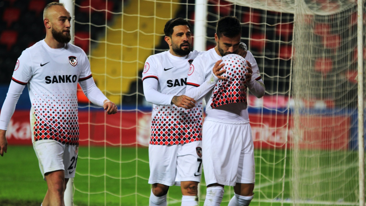 Ziraat Türkiye Kupası: Gaziantep FK: 3 - Sakaryaspor: 1