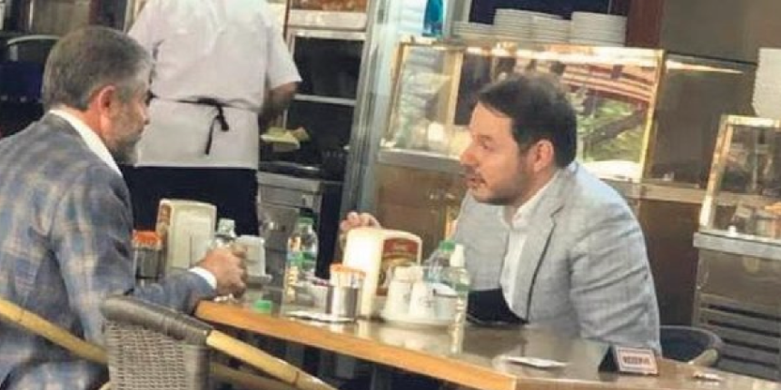 O fotoğrafa Hilal Kaplan yorumu...