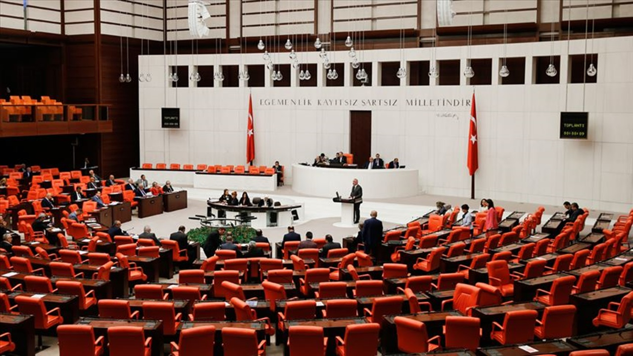 Siyasi Partiler Yasası'nın Meclis'e geleceği tarih belli oldu!