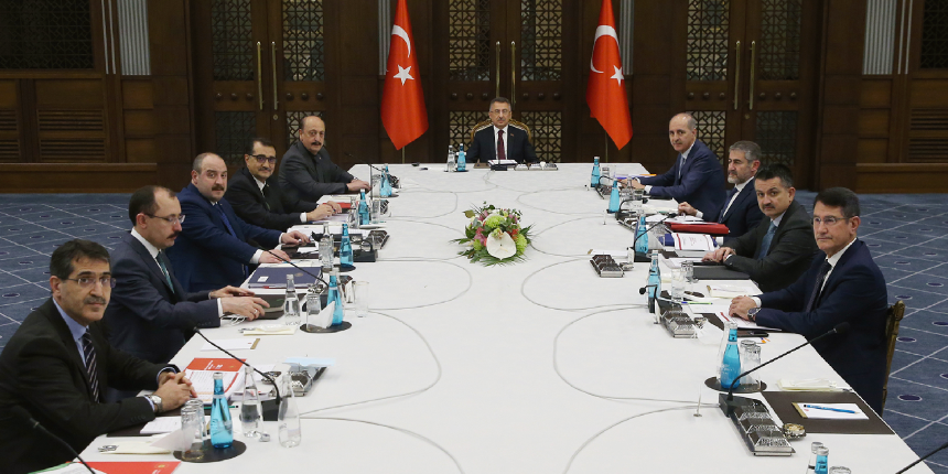 Cumhurbaşkanlığı Külliyesi'nde ekonomi zirvesi