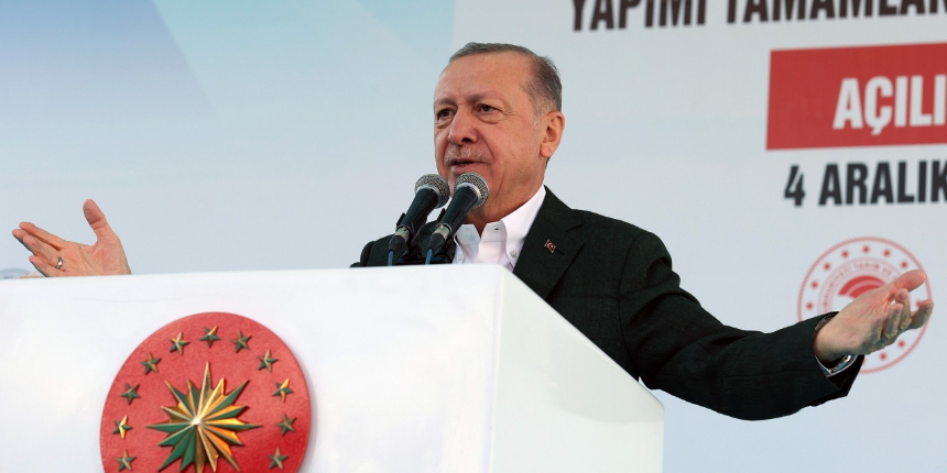 Erdoğan, 'Yiğit düştüğü yerden kalkar' diyerek yıllar sonra o şiiri yeniden okudu!