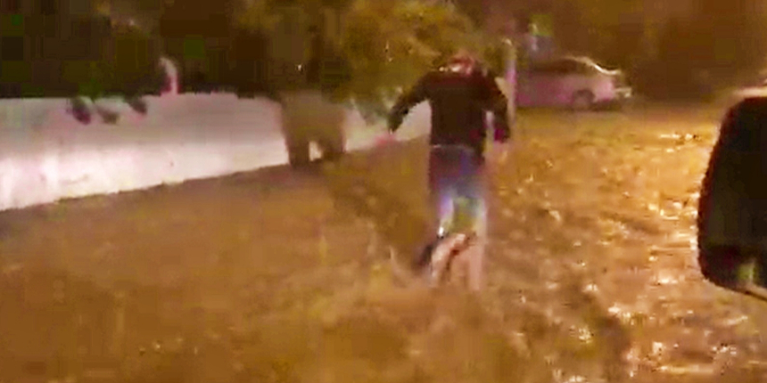 Sağanak yağış Marmaris'i felç etti!
