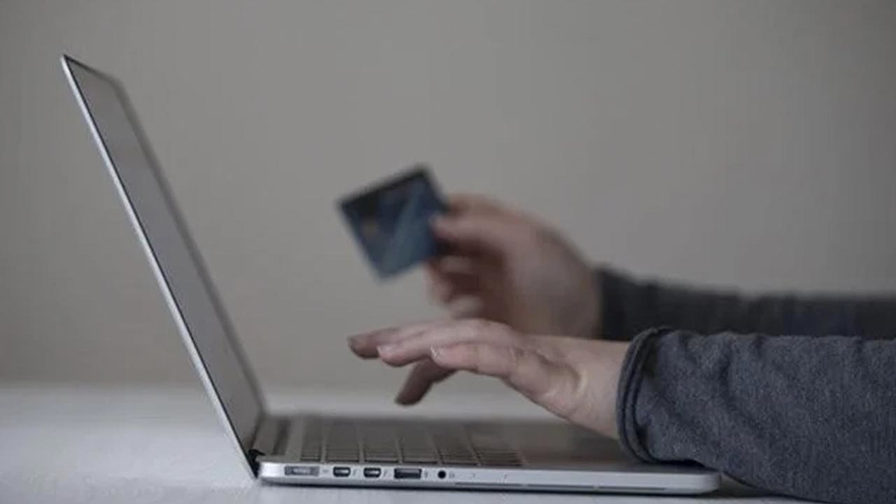 Ticaret Bakanlığı denetimlerini sanal ortama taşıyor: Sahte indirimlere karşı harekete geçti