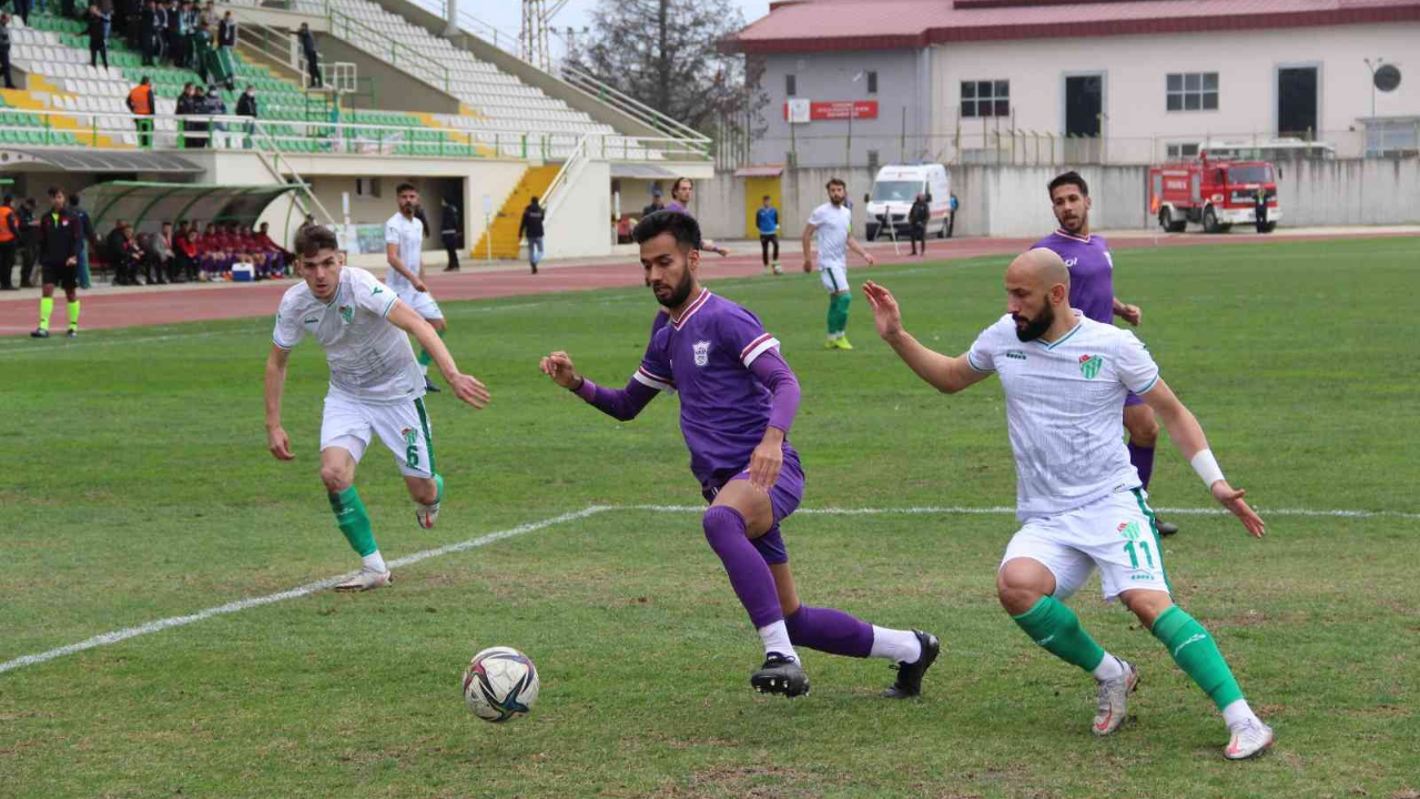 TFF 3. Lig: Çarşambaspor: 2 - Yomraspor: 2