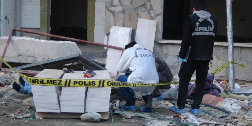 İnşaatın 5'inci katından düşen işçi hayatını kaybetti