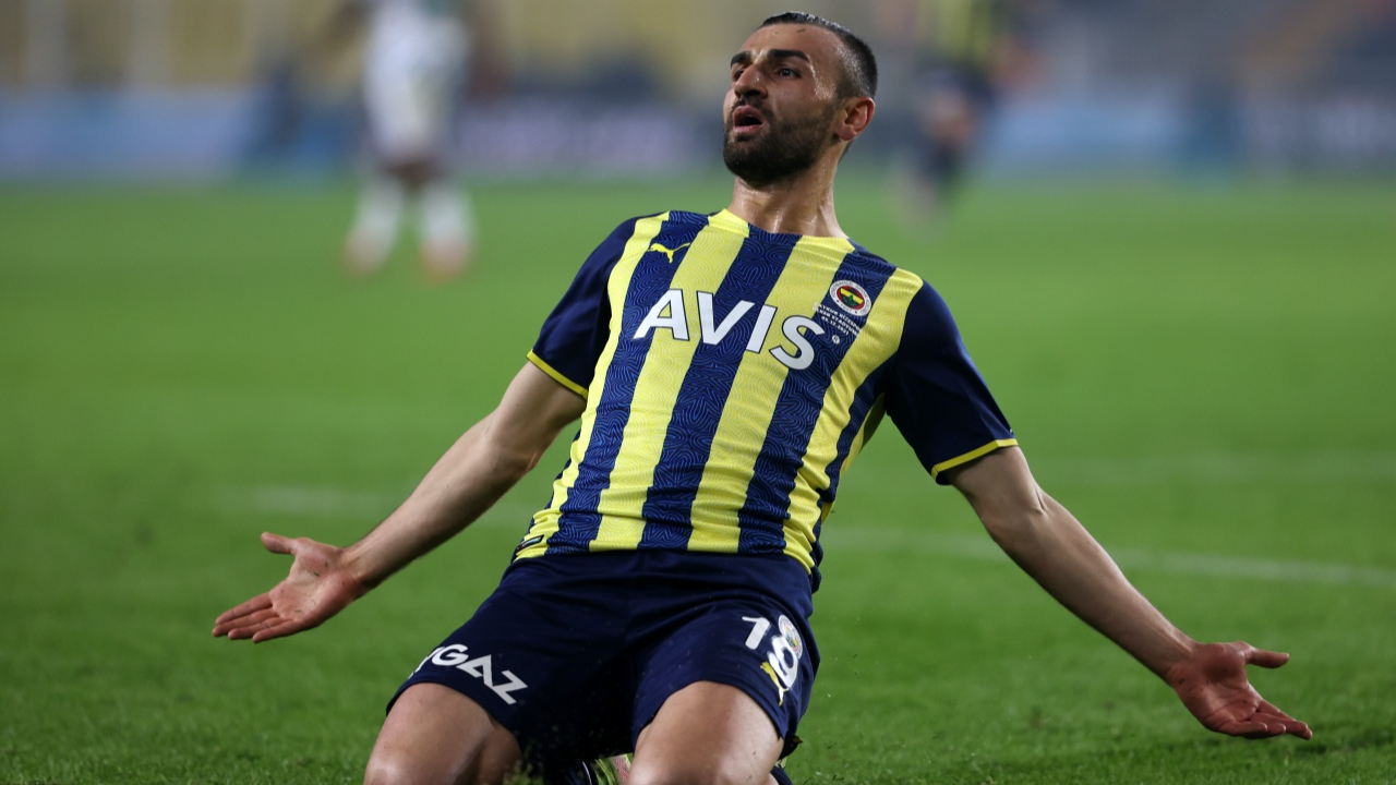 Serdar Dursun'dan Vitor Pereira'ya "Hazırım artık, formayı bırakmam" mesajı