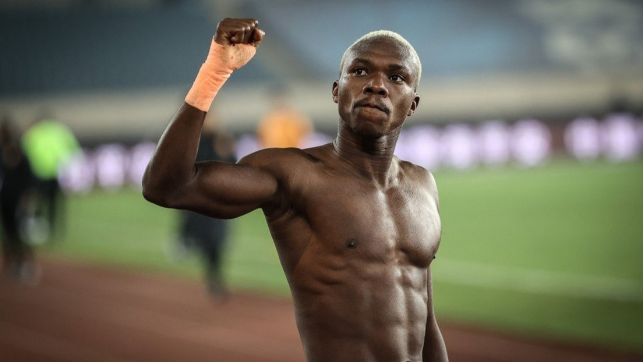 Trabzonspor transfer açıkladı... Fildişi Sahili milli takım oyuncusu Jean Evrard Kouassi imzayı atıyor...