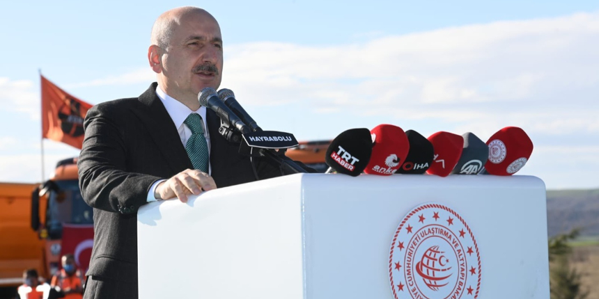 Bakan Karaismailoğlu: Yıllar sonra helalleşmeyi akıllarına getirenlerin devri bitmiştir