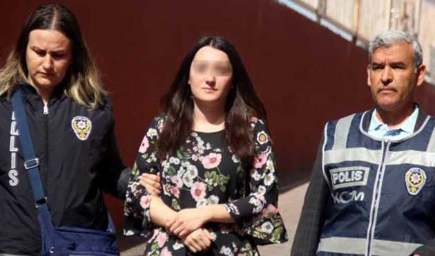 FETÖ davalarının kadın hakimi, FETÖ'den tutuklandı!