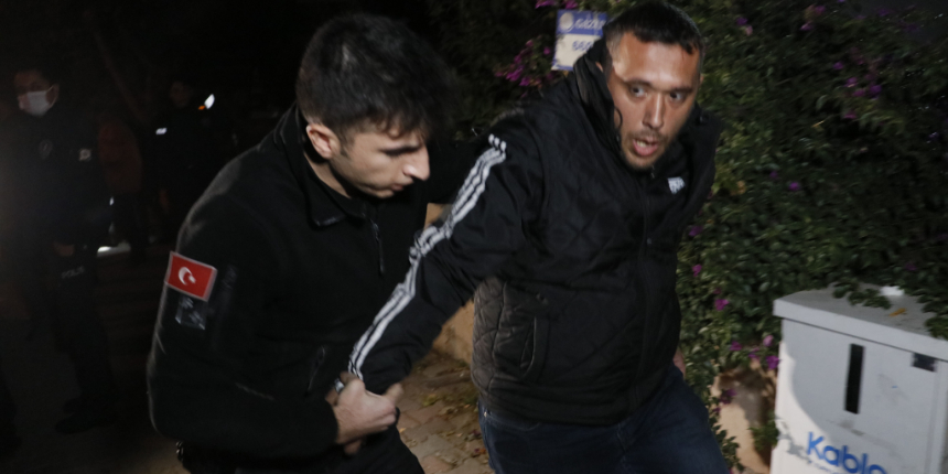 GBT'den kaçan şüpheliler kıskıvrak yakalandı!