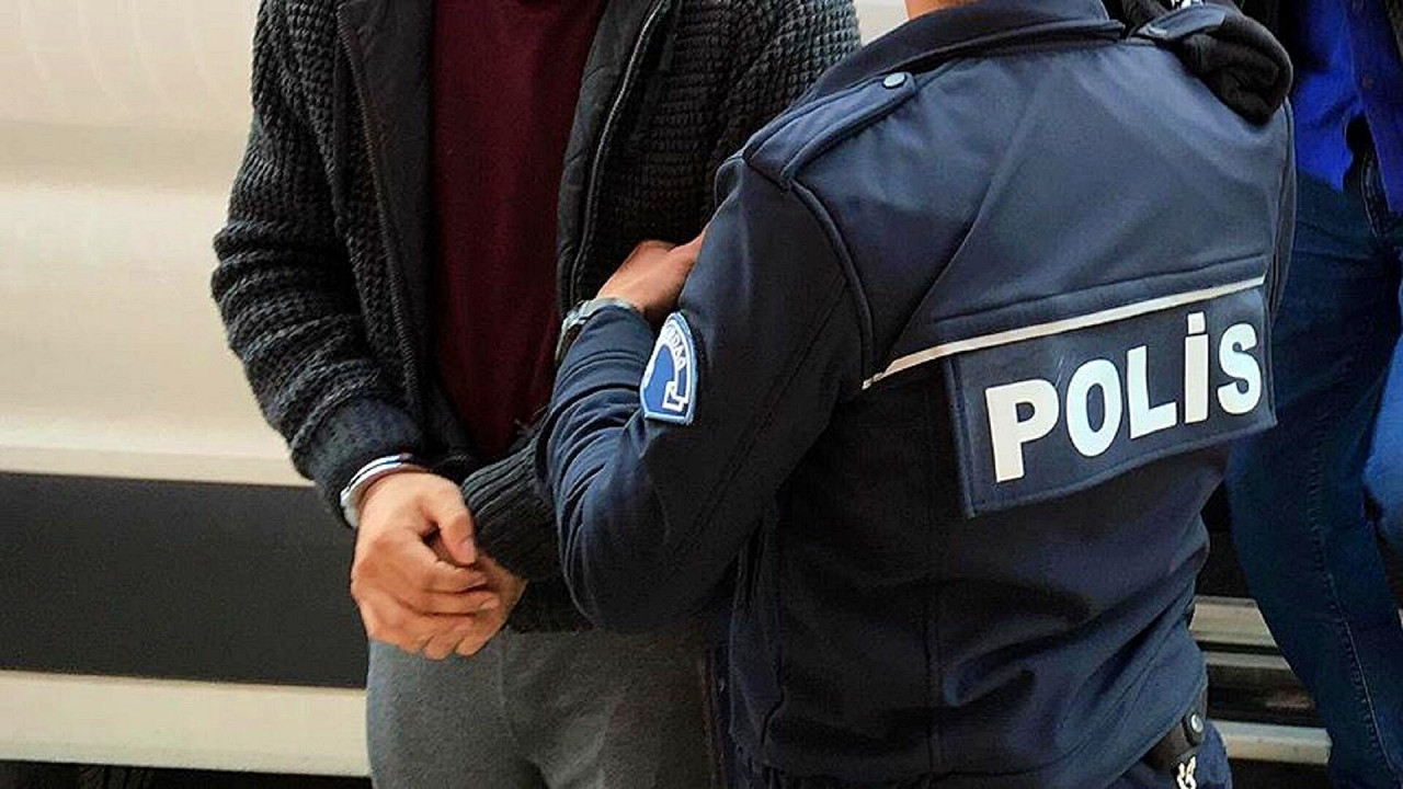 Zehir tacirleri geçit yok: Sürat teknesiyle yurt dışından getirilen 1 tonun üzerinde uyuşturucu ele geçirildi!