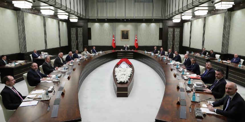 Cumhurbaşkanlığı Kabinesi yarın toplanıyor! Masada asgari ücret, stokçulukla mücadele ve artan vakalar var
