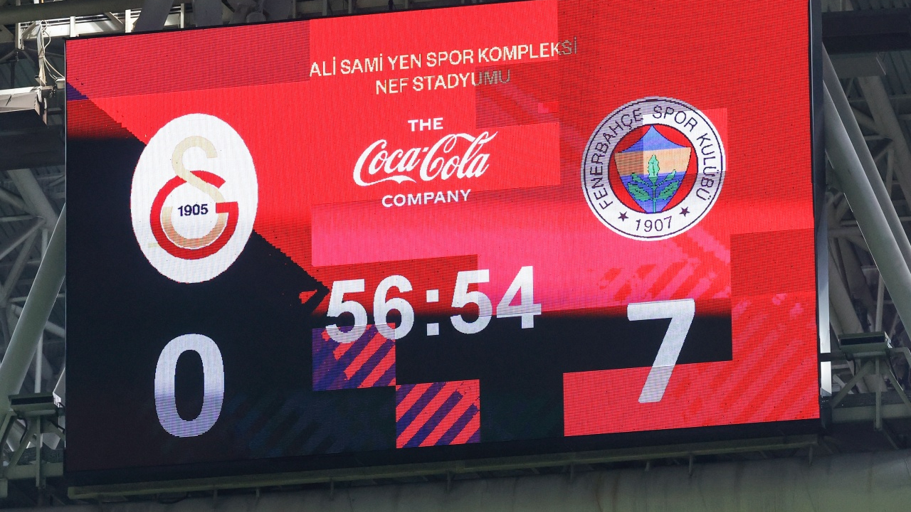 Fenerbahçe Başkan Vekili Erol Bilecik'ten dostluk maçının arındından skandal sözler!