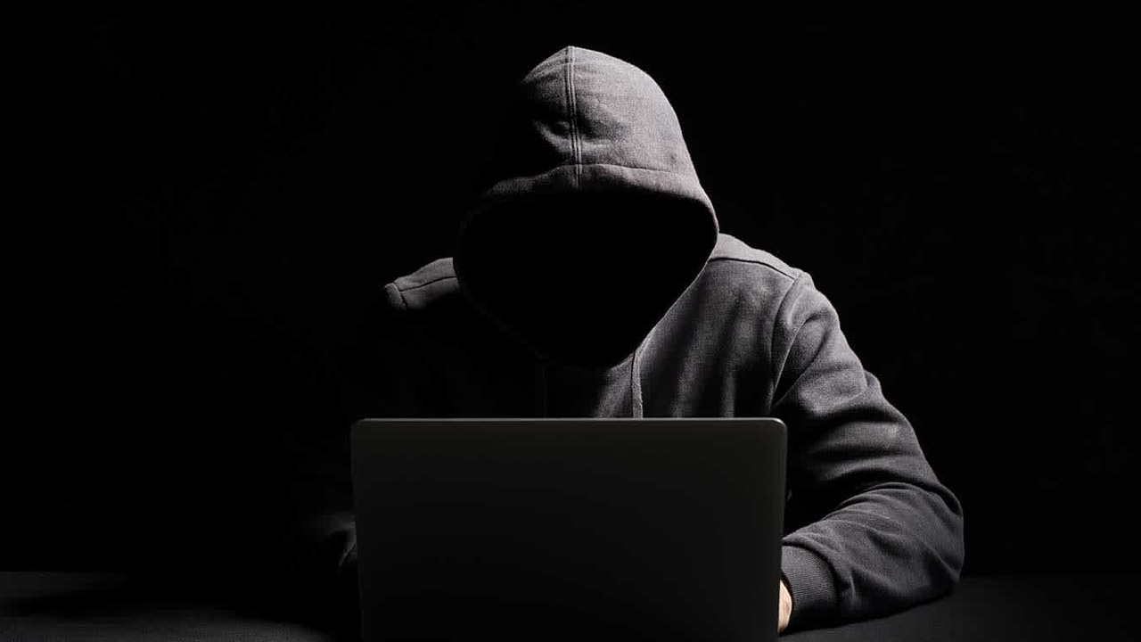 Google, dev siber saldırıya karşı harekete geçti: "Arkasında Ruslar var" dedi, 17 kişiye dava açtı