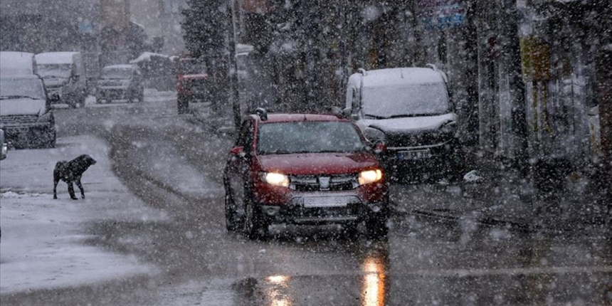Meteoroloji'den iki bölgeye sağanak, bir bölgeye kar uyarısı!