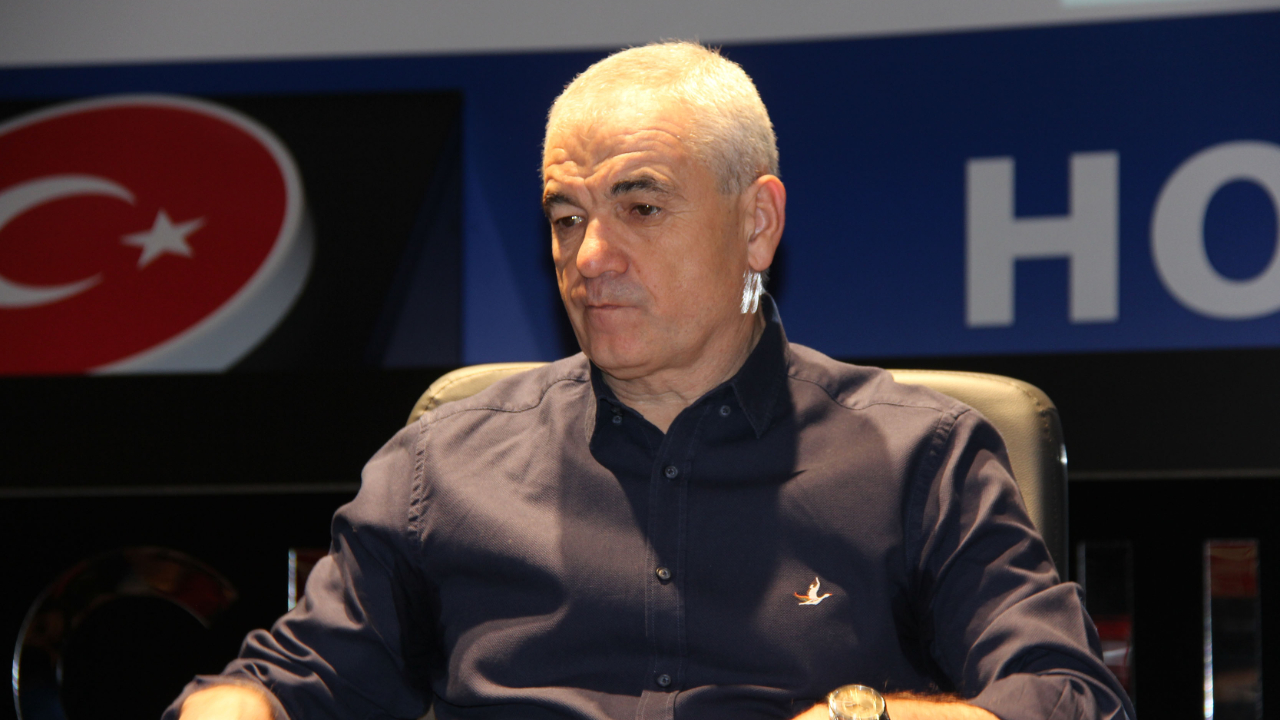 Rıza Çalımbay'a Beşiktaş sorusu... Sivasspor teknik direktörü "hayır, takımımı bırakmam" diyemedi!