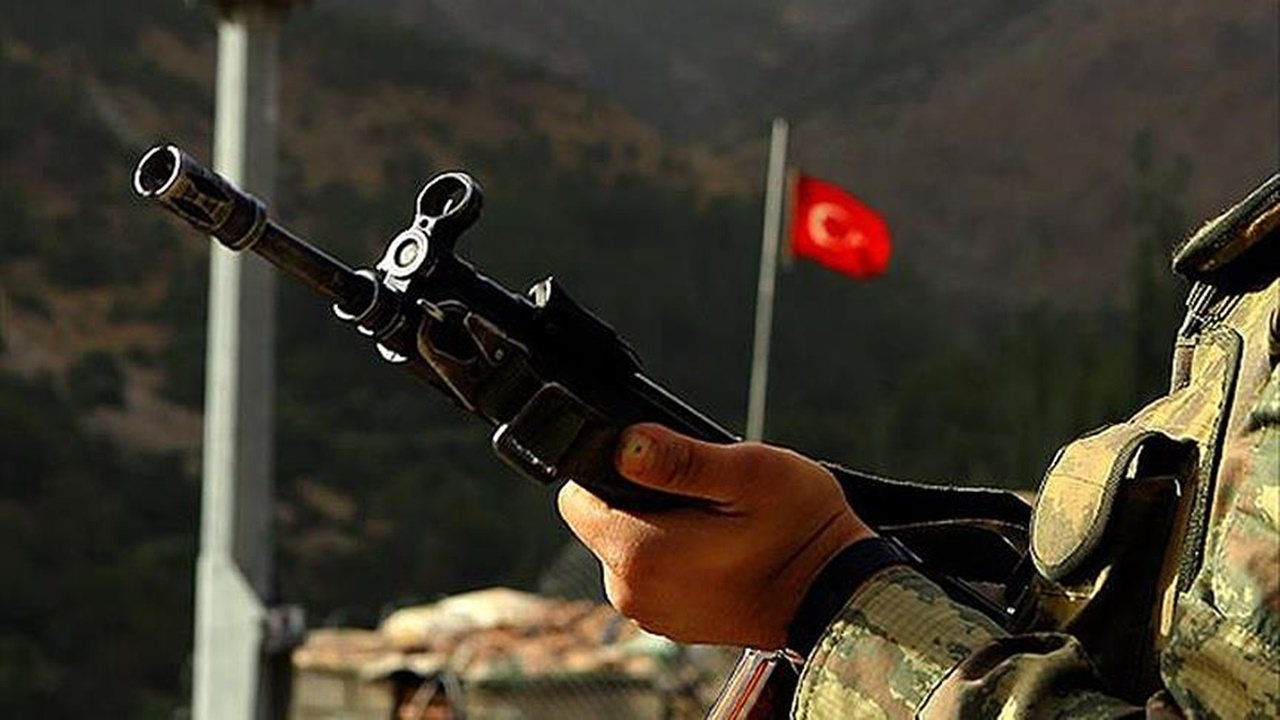 "3 kahraman silah arkadaşımız şehit oldu"