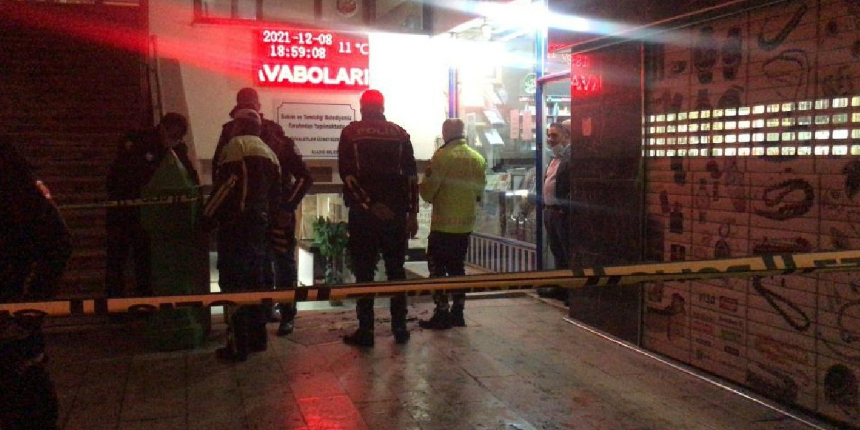 Cami tuvaletinde şüpheli ölüm! Başından vurulmuş halde bulundu