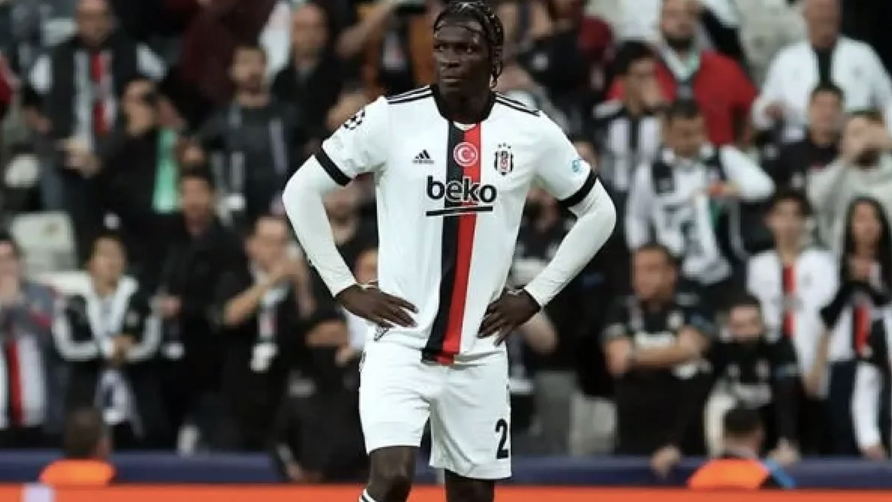 Nsakala, Beşiktaşlı taraftarları çıldırttı! Önce paylaştı, sonra sildi