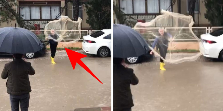 Belediyeye sinirlenen vatandaştan göle dönen caddede ilginç tepki: Ağ atıp balık tutmaya çalıştı!