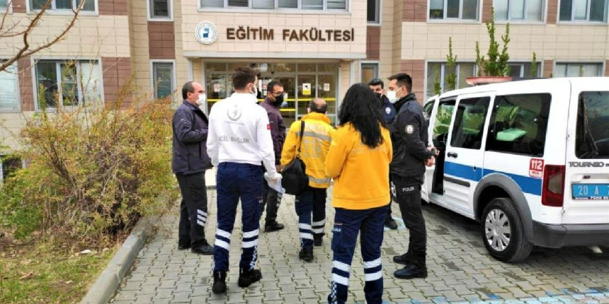 Okuduğu üniversitenin 4. katından atlayarak hayatına son verdi!