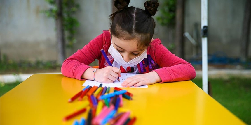 MEB'den müjde geldi! Beş çocuğa ana sınıfı açılabilecek